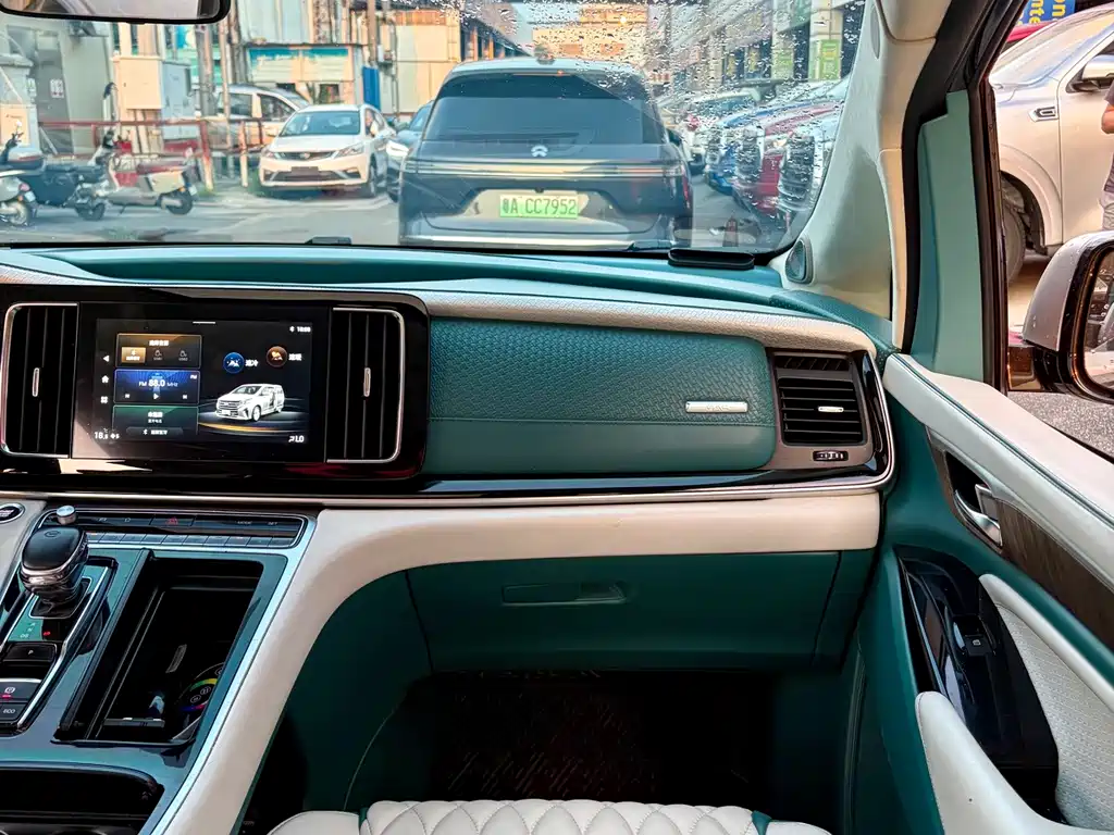 GAC Motor Trumpchi M8 — миниатюра 9