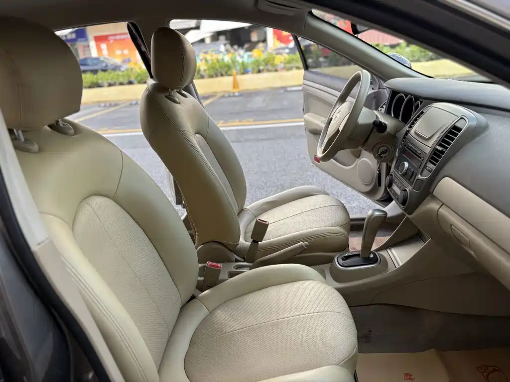 Nissan Sylphy — миниатюра 18
