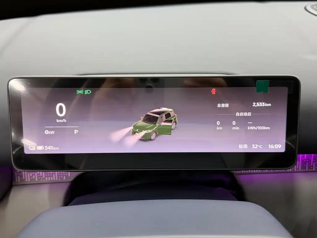 Leapmotor Leapmotor A10 — миниатюра 14