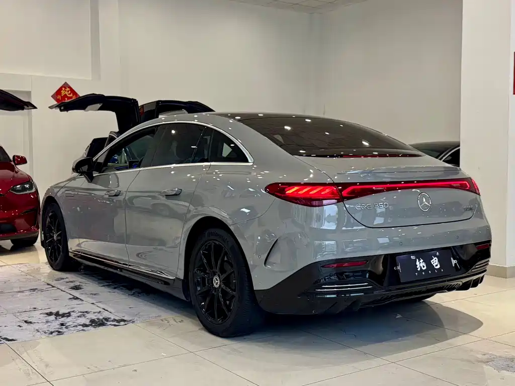 Mercedes-Benz EQE — миниатюра 13