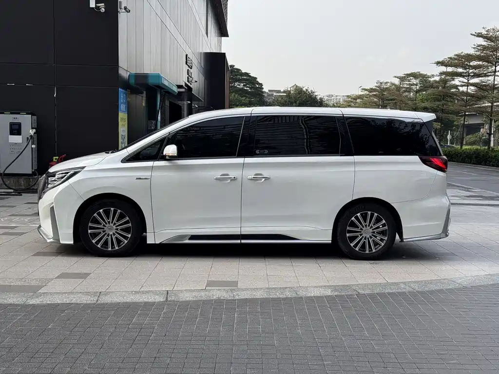 GAC Motor Trumpchi M8 — миниатюра 9