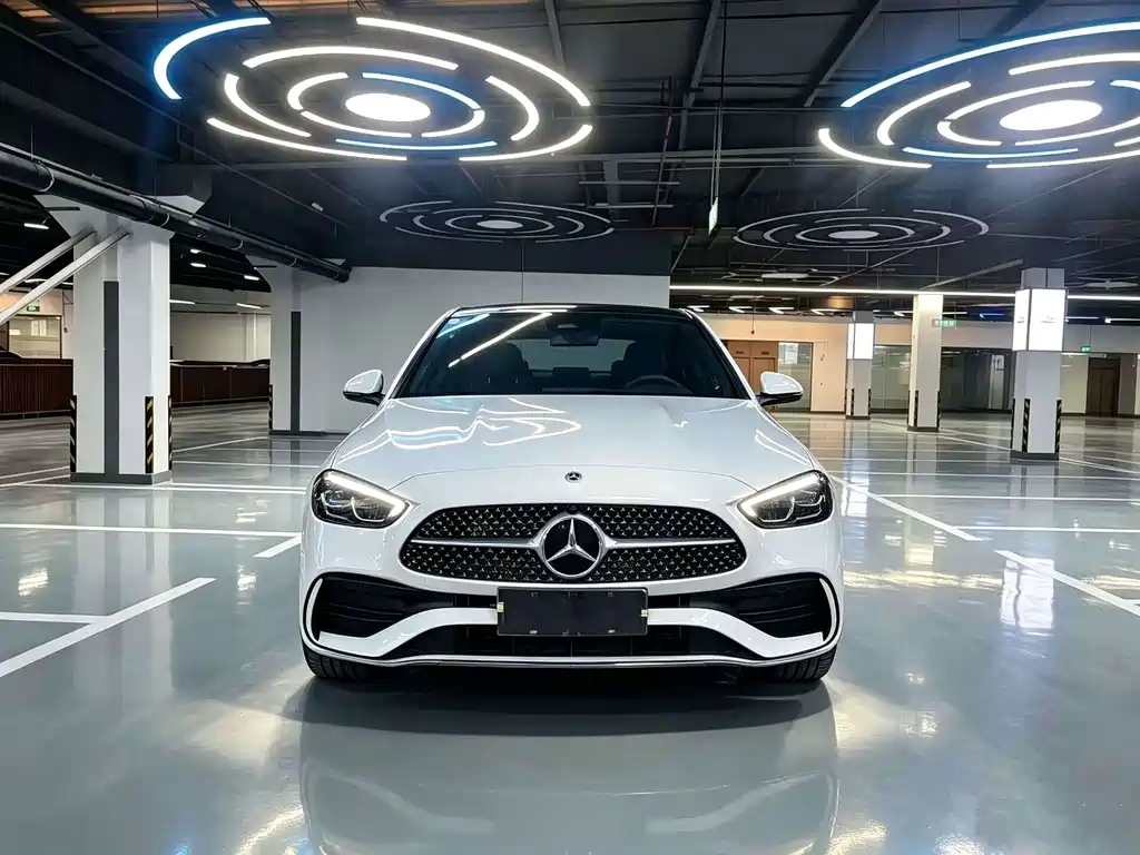 Mercedes-Benz C-Class — миниатюра 2
