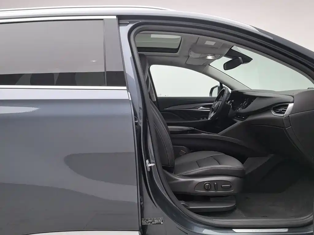 Buick Enclave — миниатюра 23