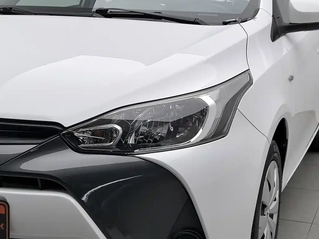 Toyota Yaris L — миниатюра 7