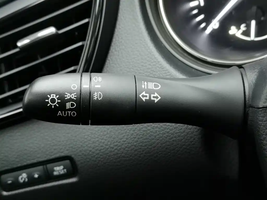 Nissan X-Trail — миниатюра 21
