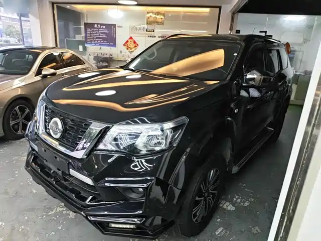 Nissan Terra