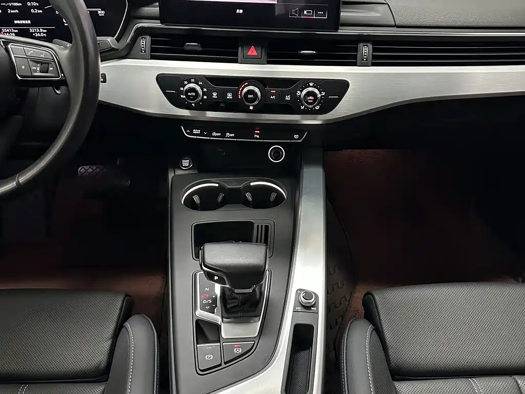 Audi A4L — миниатюра 11