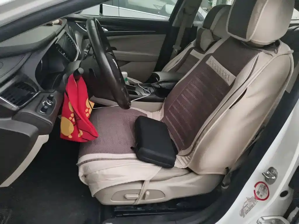 Buick LaCrosse — миниатюра 8