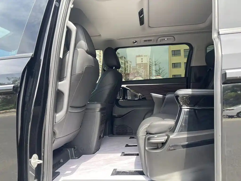 GAC M8 2024 400T Luxury