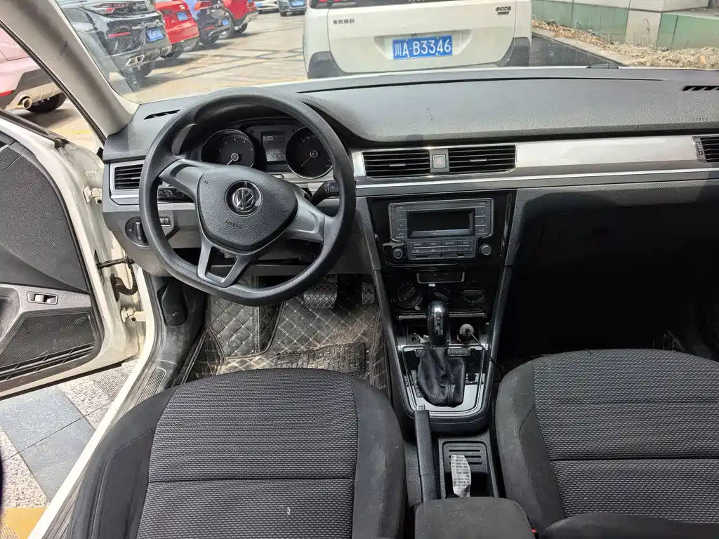 Volkswagen Bora 2019 1.5L AT Fashion V