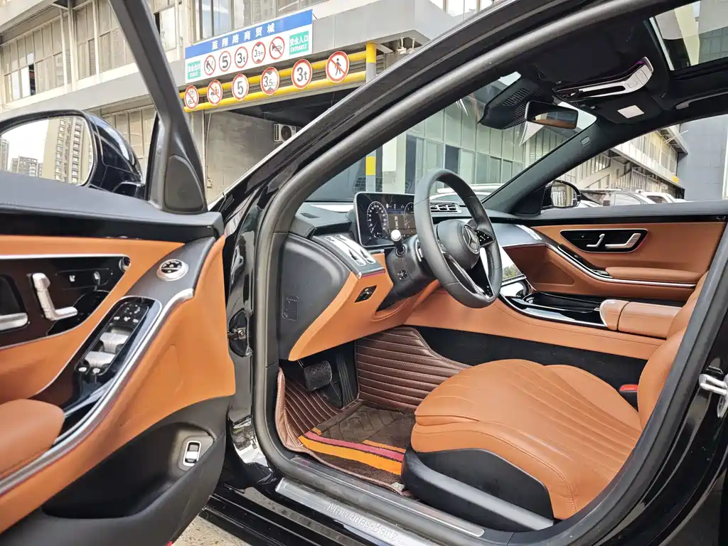 Mercedes-Benz S-Class — миниатюра 6