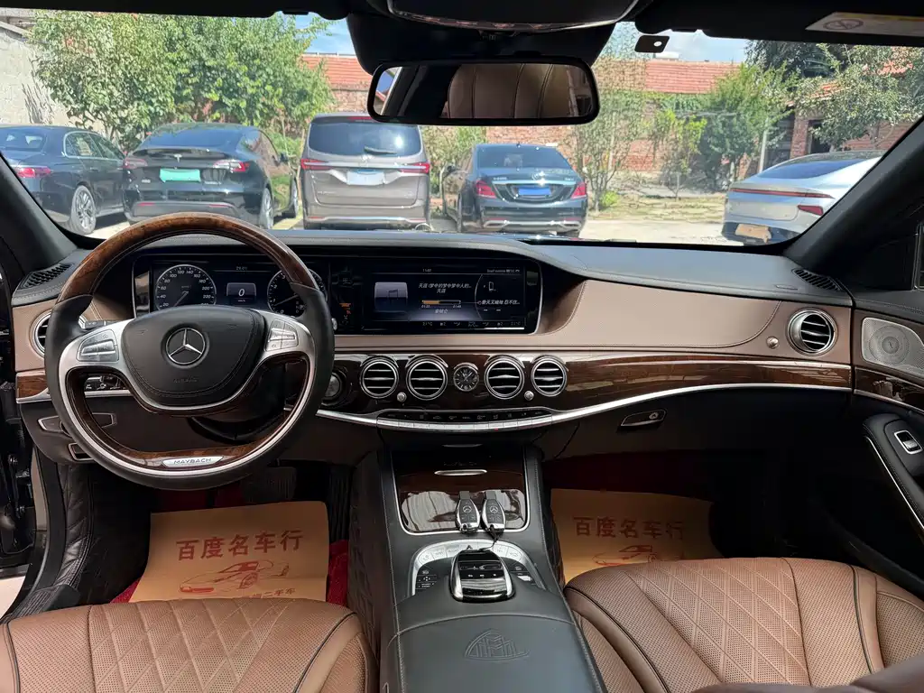 Mercedes-Benz S-Class — миниатюра 13