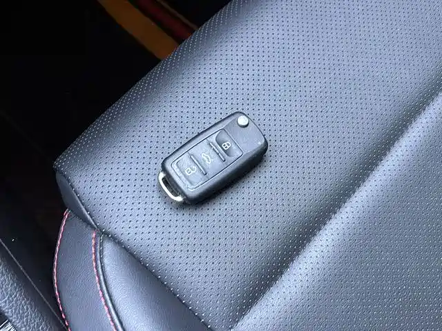 Skoda Kamiq — миниатюра 15
