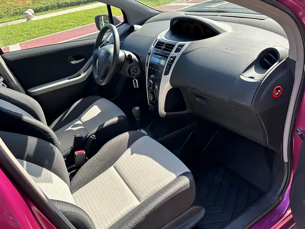 Toyota Yaris — миниатюра 6
