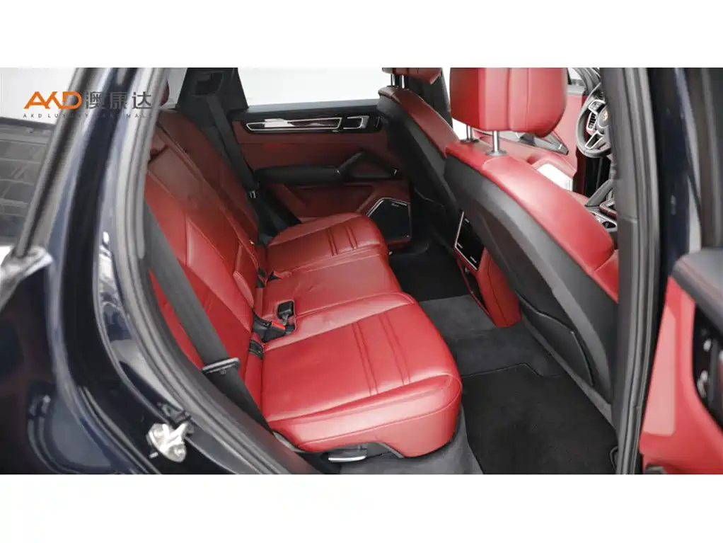 Porsche Cayenne — миниатюра 8