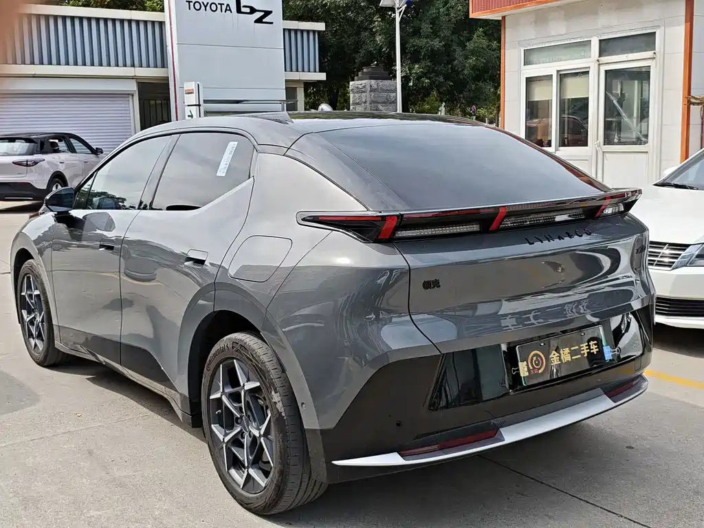 Lynk & Co Z20 — миниатюра 2