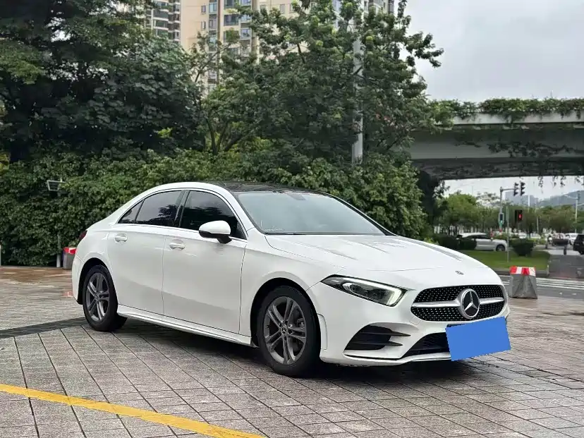 Mercedes-Benz A-Class — миниатюра 3