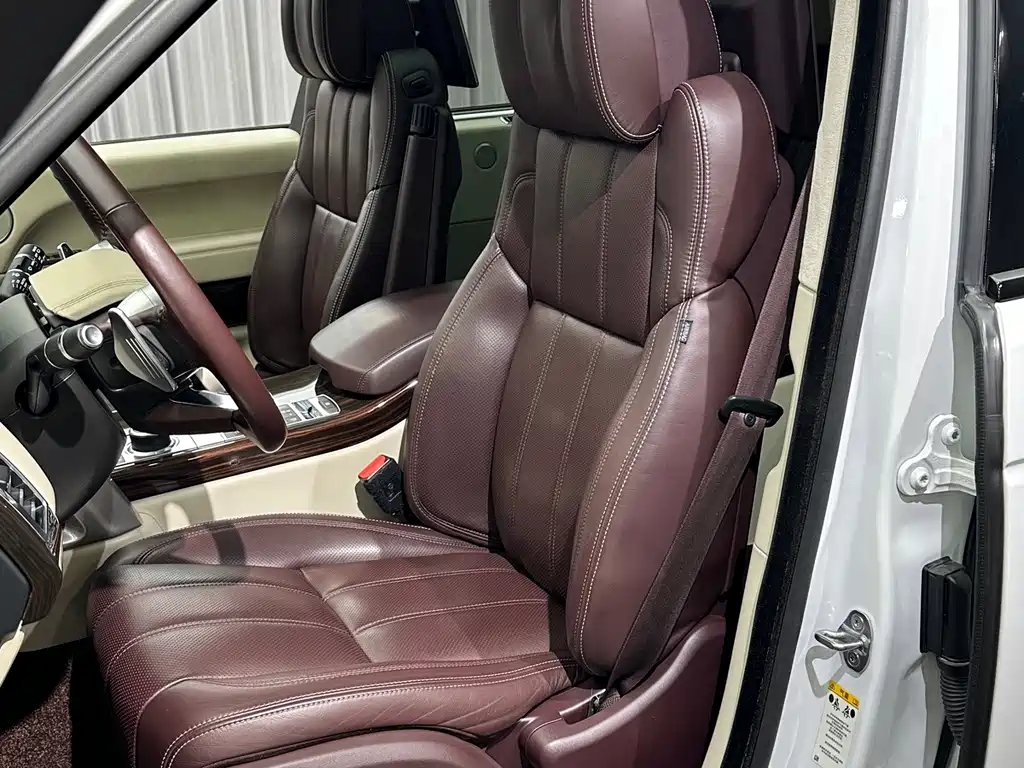 Land Rover Range Rover — миниатюра 19