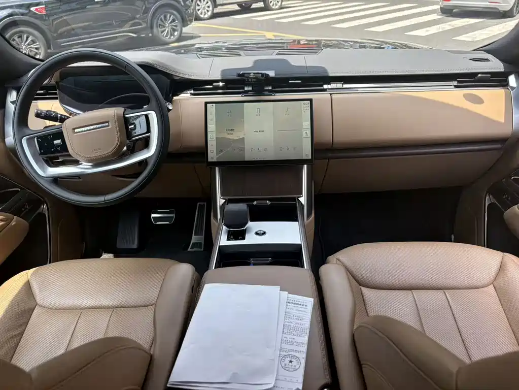 Land Rover Range Rover — миниатюра 6