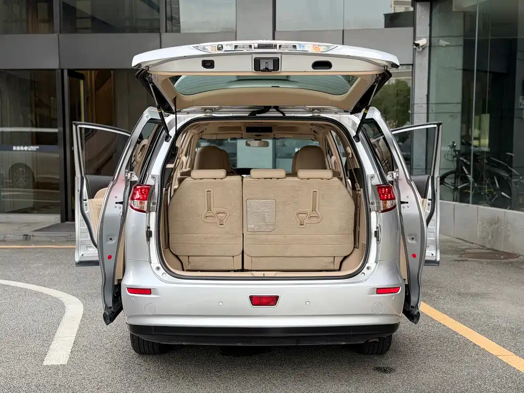 Toyota Previa — миниатюра 22