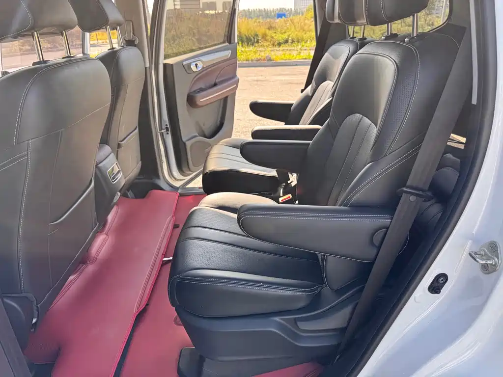 GAC Motor Trumpchi M6 — миниатюра 8