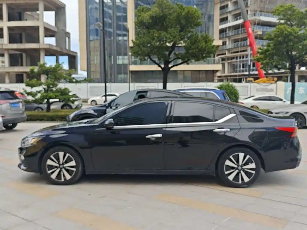 Nissan Teana — миниатюра 11