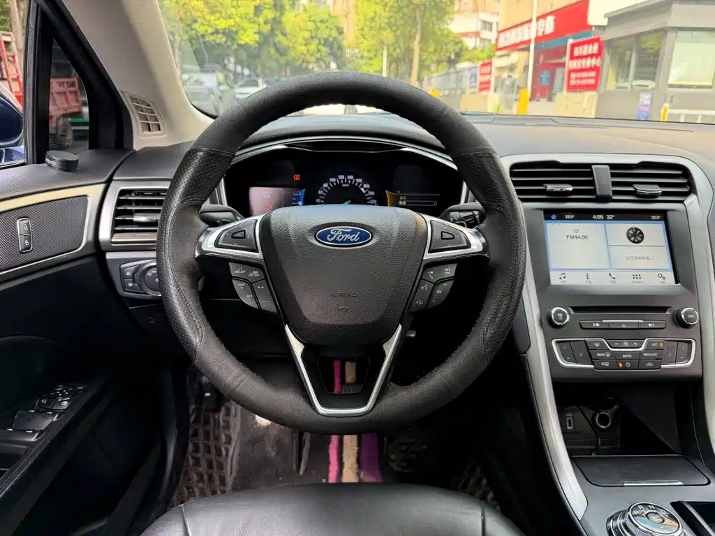 Ford Mondeo — миниатюра 14