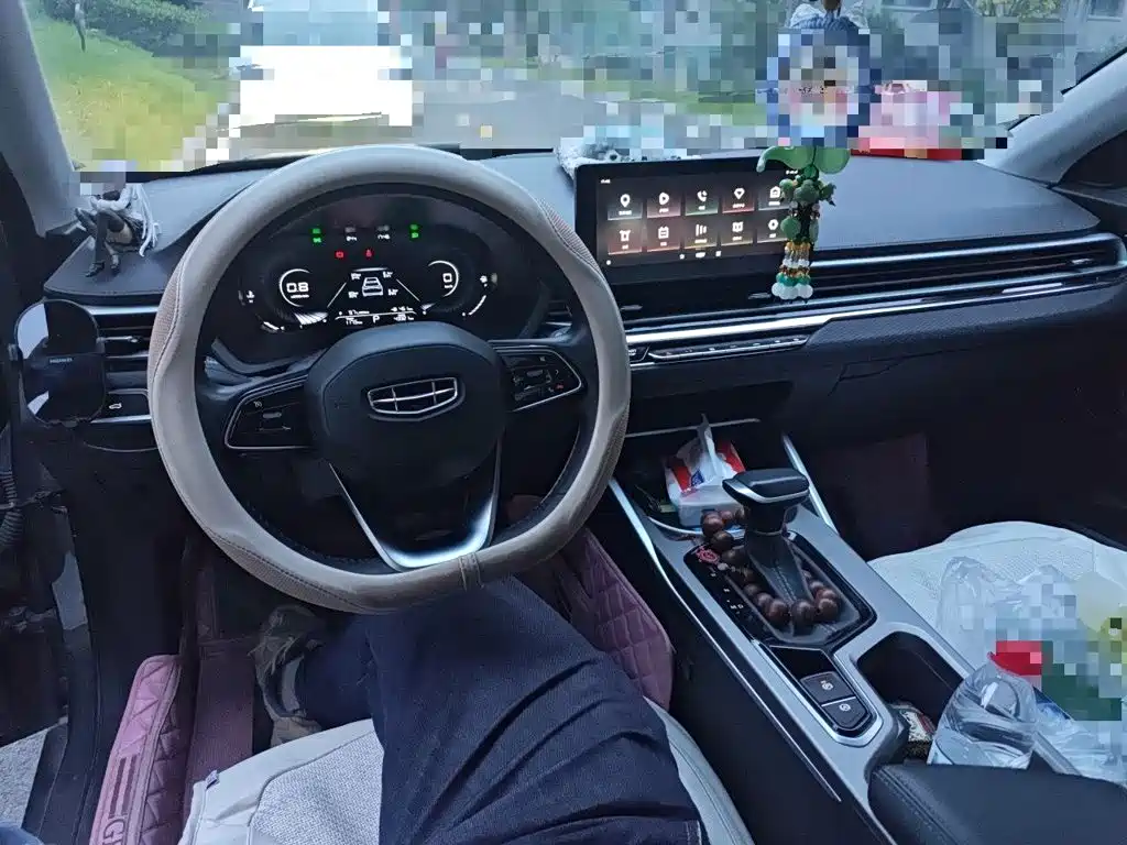 Geely Emgrand — миниатюра 5