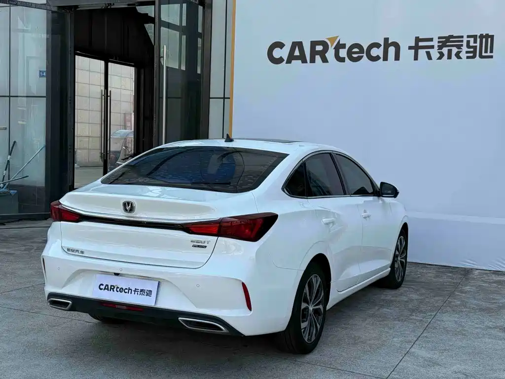 Changan Eado — миниатюра 3