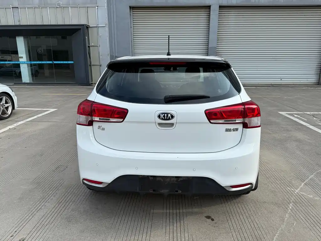 Kia K2 — миниатюра 5
