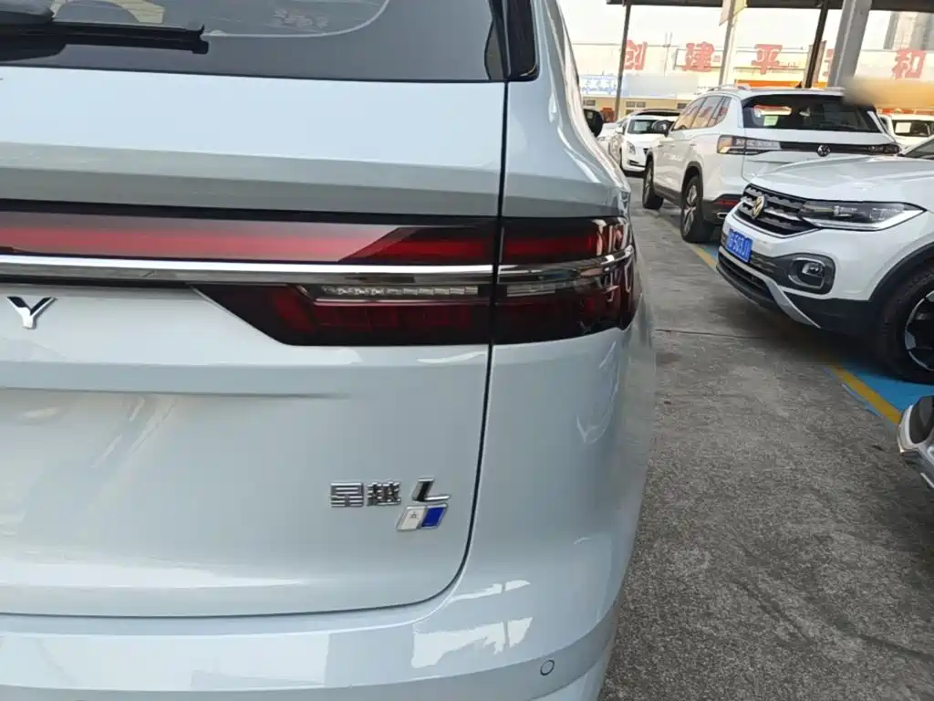 Geely Xingyue L — миниатюра 8