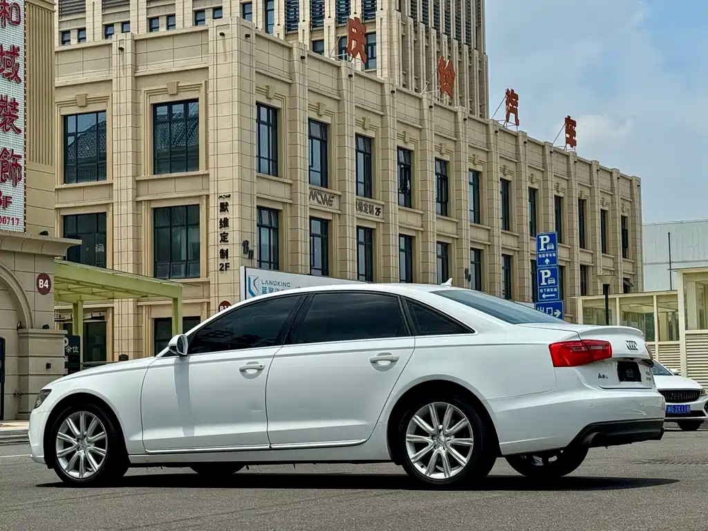 Audi A6L — миниатюра 9