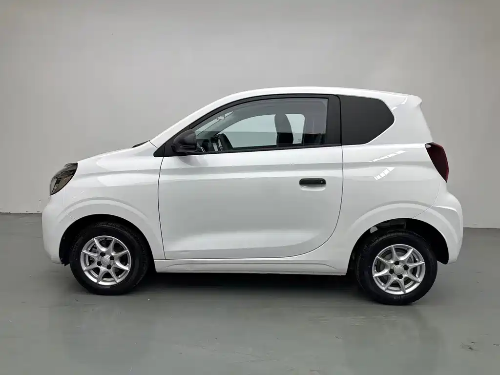 Roewe Clever — миниатюра 3
