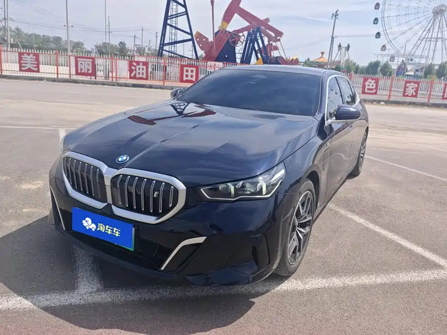 BMW i5