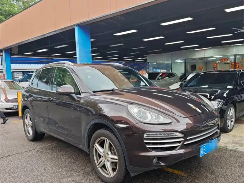 Porsche Cayenne 2014