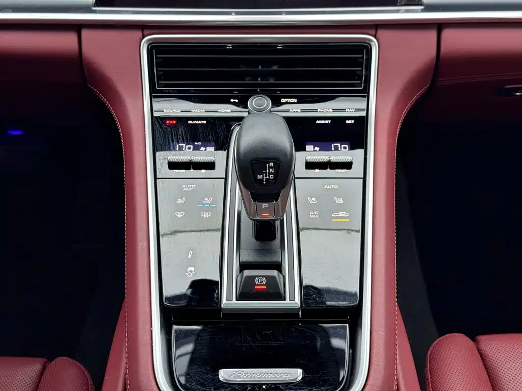 Porsche Panamera — миниатюра 17