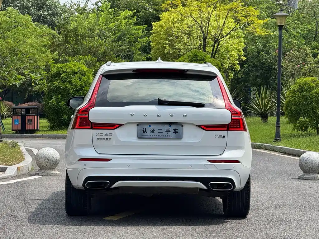 Volvo XC60 — миниатюра 6
