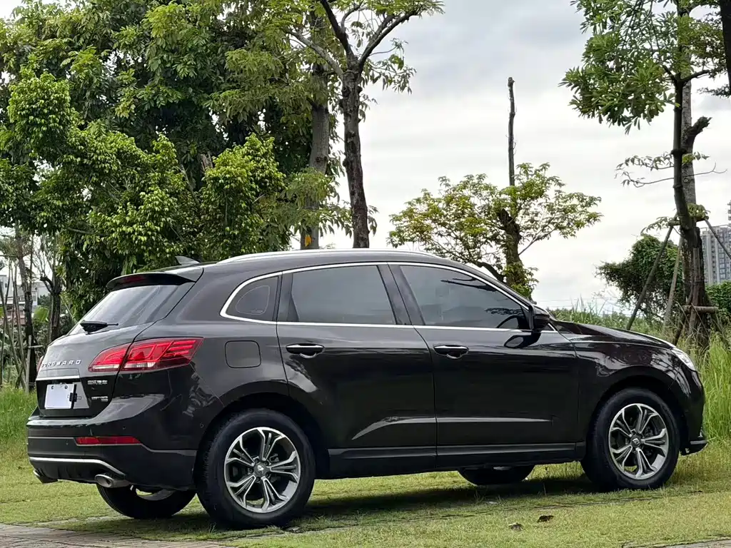 Borgward BX7 — миниатюра 7