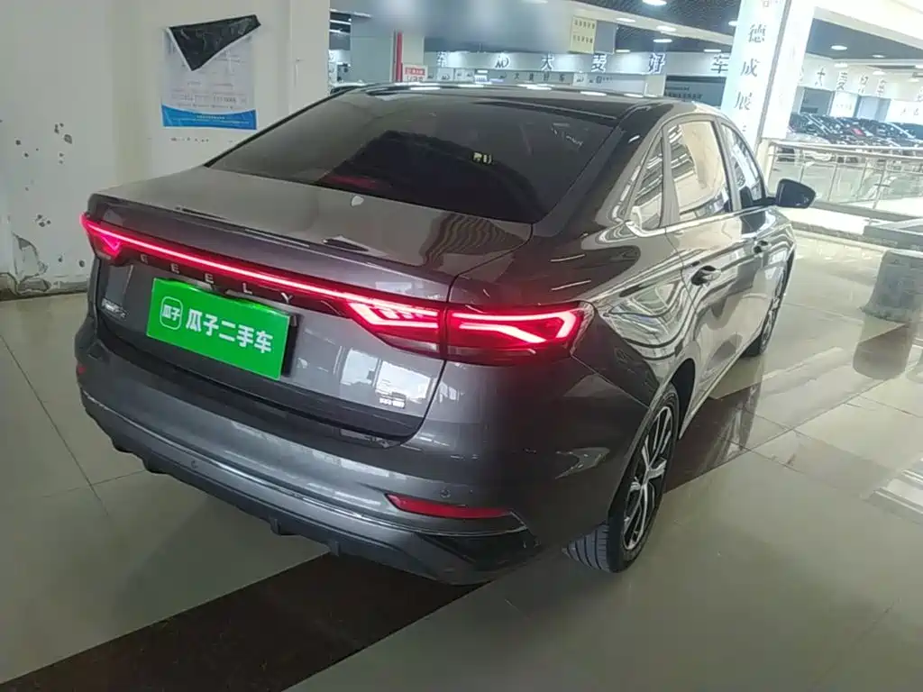 Geely Emgrand — миниатюра 7