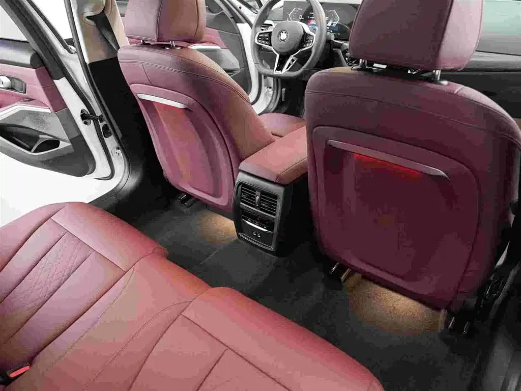 BMW 3 Series — миниатюра 9
