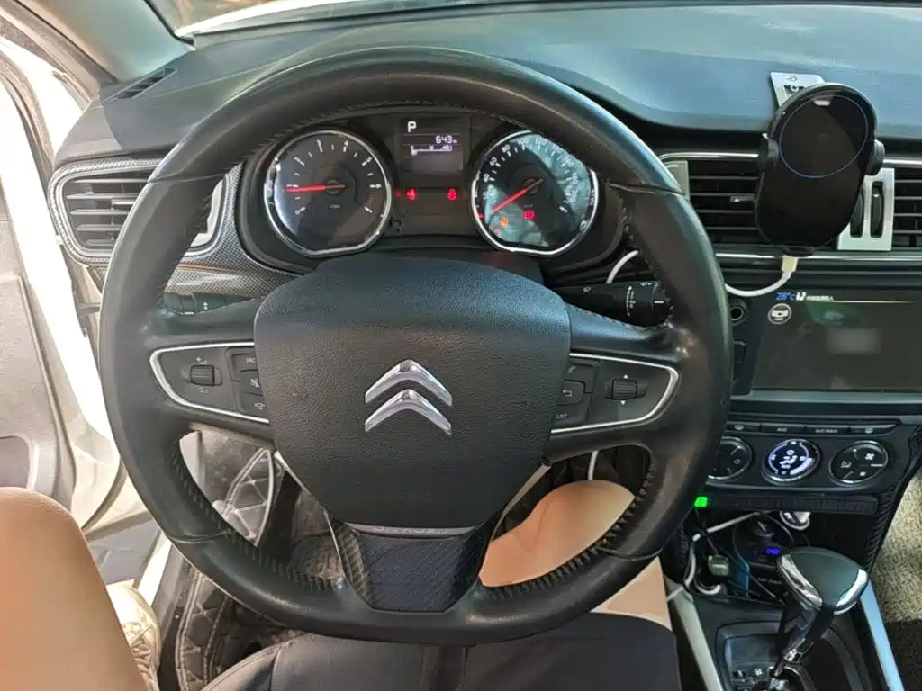 Citroen C3-XR — миниатюра 11