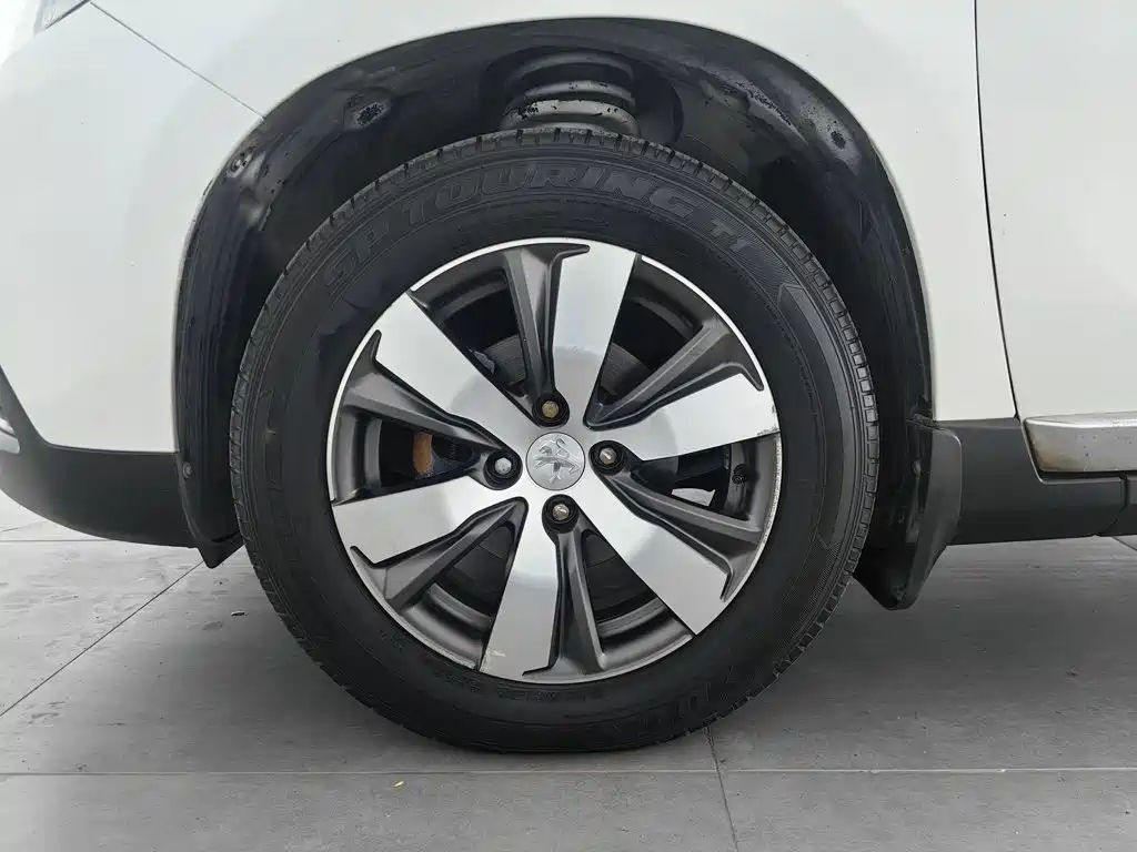 Peugeot 2008 — миниатюра 17
