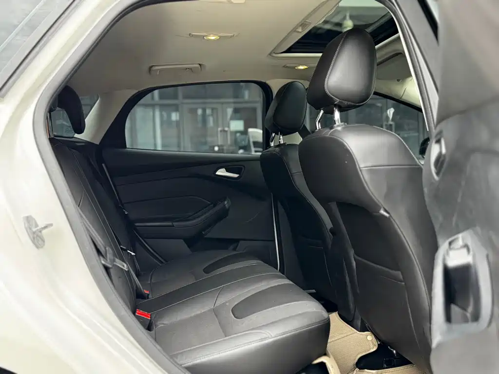 Ford Focus — миниатюра 14