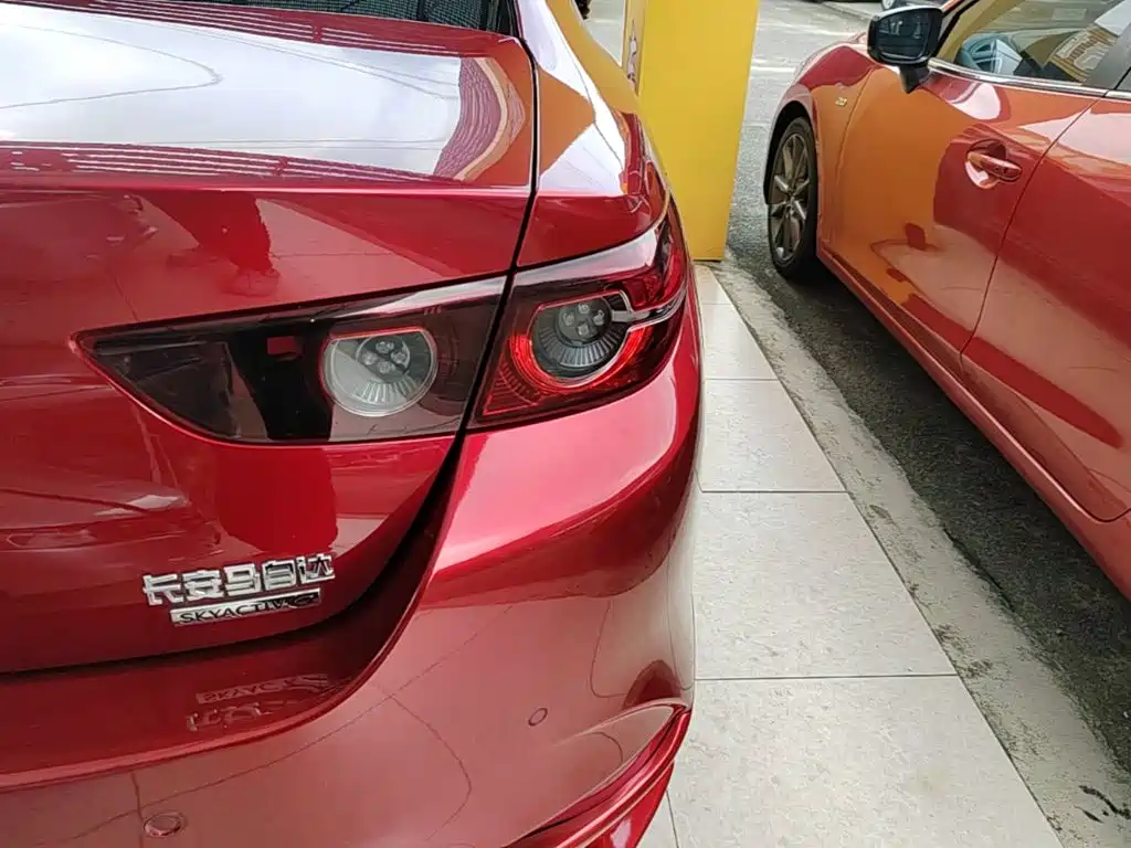 Mazda 3 Axela — миниатюра 8