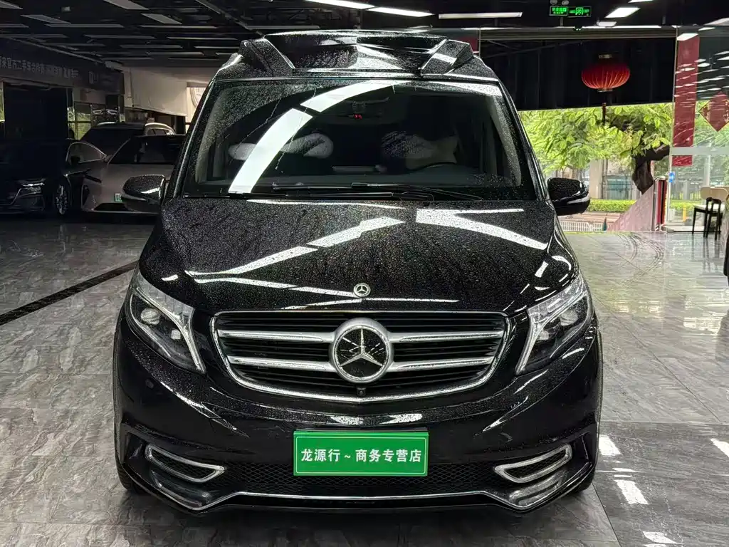 Mercedes-Benz V-Class V 2018 V 260 L Luxury Long Wheelbase VI