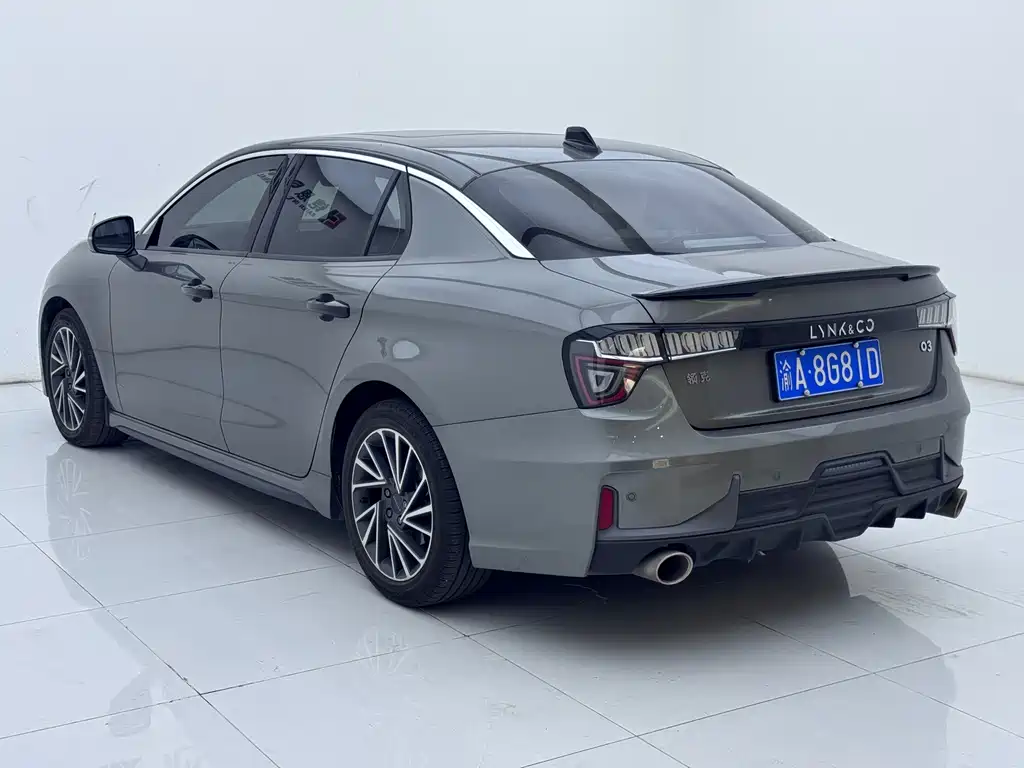 Lynk & Co 03 — миниатюра 5