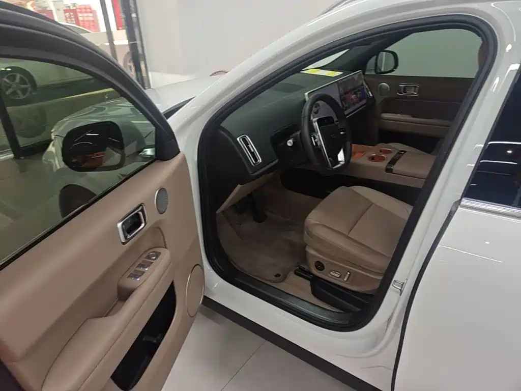 Li Auto Li L6 — миниатюра 16