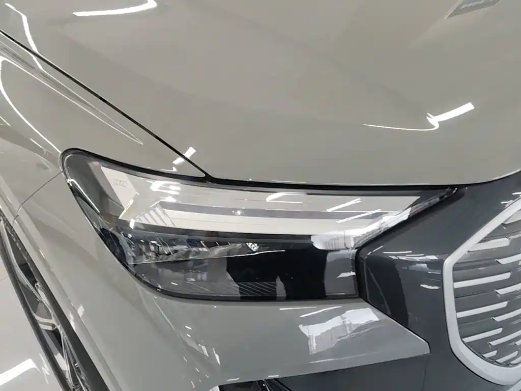 Audi Q4 e-tron — фотографии объявления, Фото 13