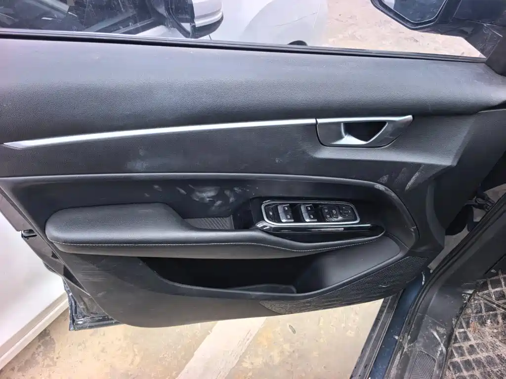 Wuling Victory — миниатюра 8