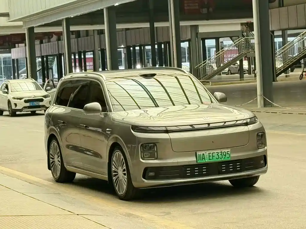 Leapmotor Leapmotor D19 — миниатюра 3